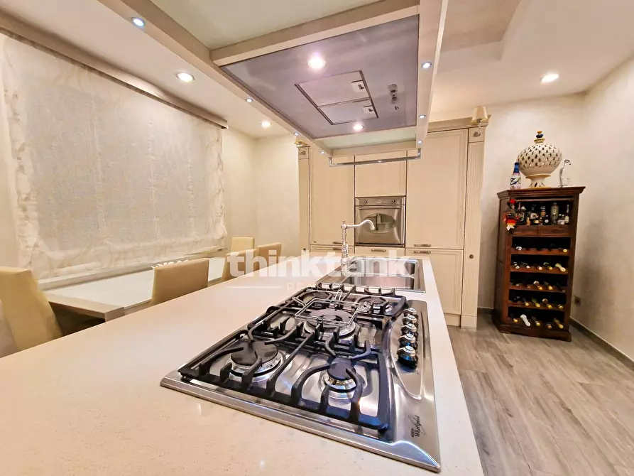 Immagine 20 di Villa in vendita  in Via Degli Iris snc a Gravina Di Catania