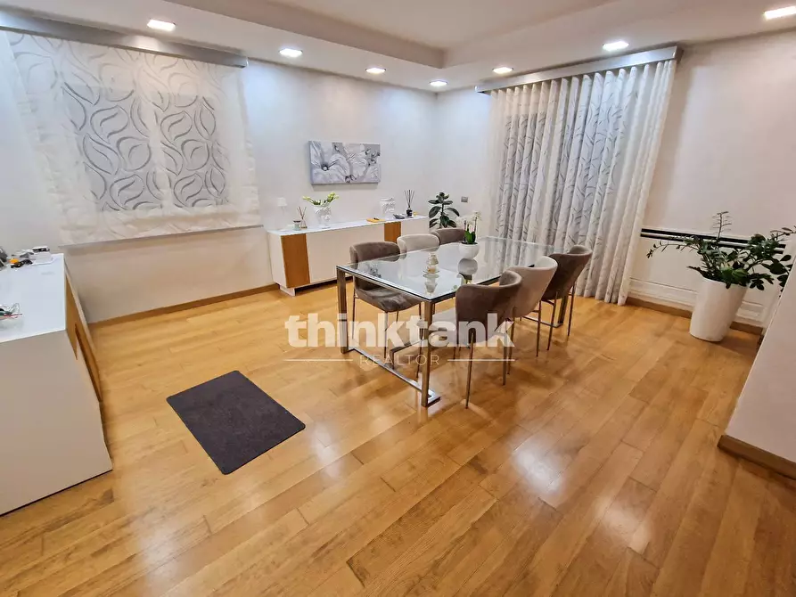 Immagine 9 di Villa in vendita  in Via Degli Iris snc a Gravina Di Catania