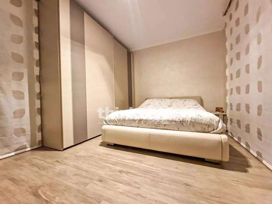 Immagine 15 di Villa in vendita  in Via Degli Iris snc a Gravina Di Catania