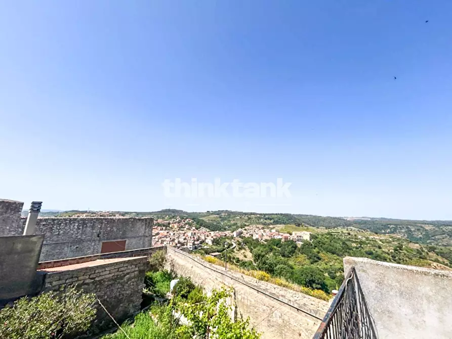 Immagine 11 di Villa in vendita  in Via Roma a Aidone