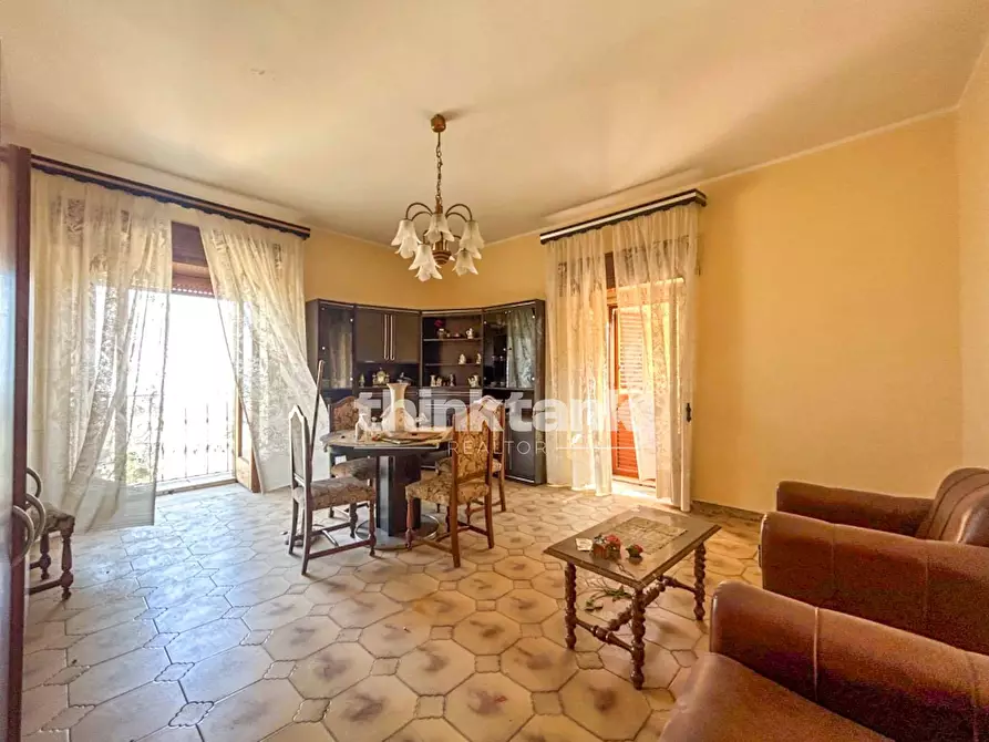 Immagine 3 di Villa in vendita  in Via Erbitea a Aidone