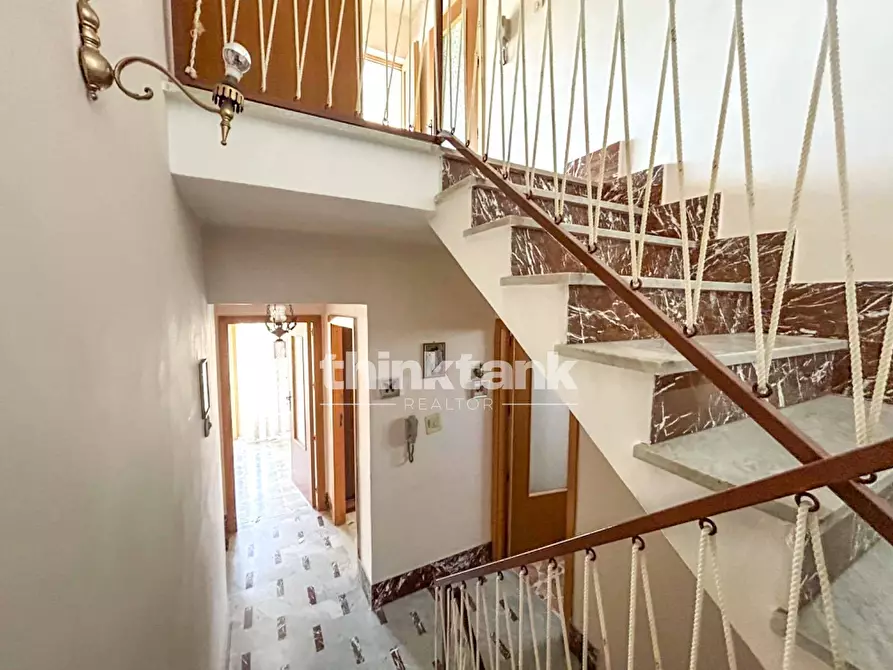 Immagine 3 di Villa in vendita  in Piazza Filippo Cordova a Aidone