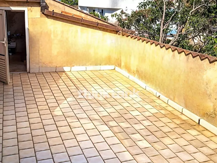 Immagine 25 di Appartamento in vendita  in Viale delle Americhe a Ragusa