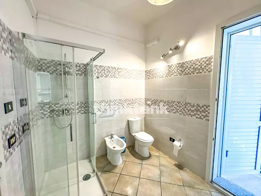 Immagine 5 di Villa in vendita  in Viale Lido a Noto