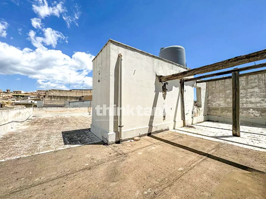 Immagine 16 di Casa indipendente in vendita  in Via Milano a Noto
