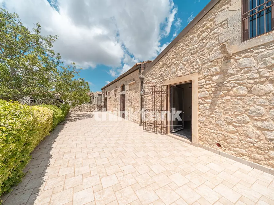 Immagine 21 di Villa in vendita  in Strada Comunale Annunziaata-Cifali a Ragusa