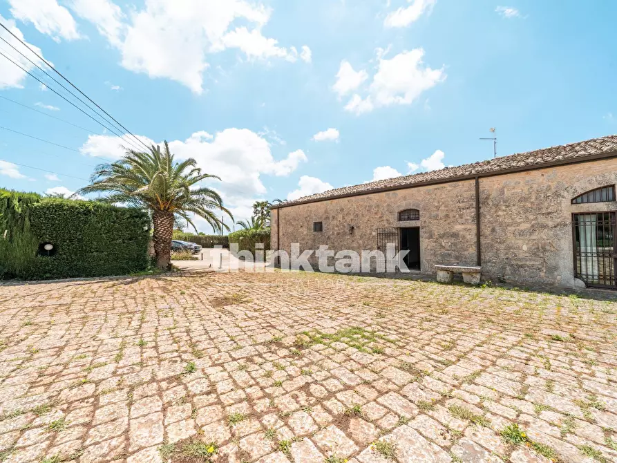 Immagine 12 di Villa in vendita  in Strada Comunale Annunziaata-Cifali a Ragusa