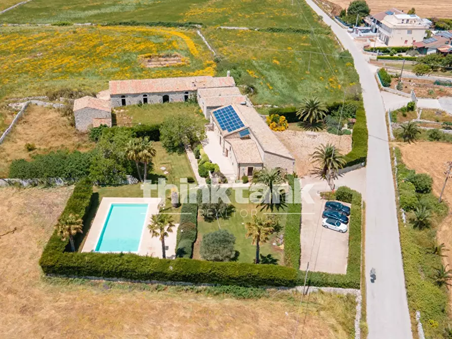 Immagine 25 di Villa in vendita  in Strada Comunale Annunziaata-Cifali a Ragusa