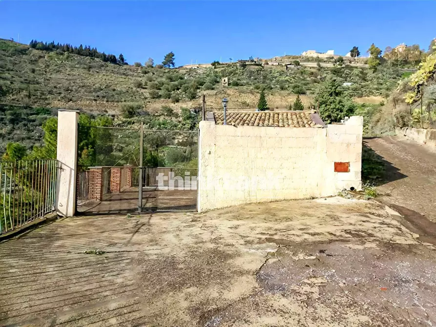 Immagine 10 di Villa in vendita  in Grotta dell' Acqua a Aidone