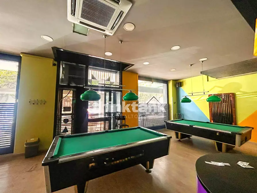 Immagine 4 di Locale commerciale in vendita  in Piazza Nettuno a Catania