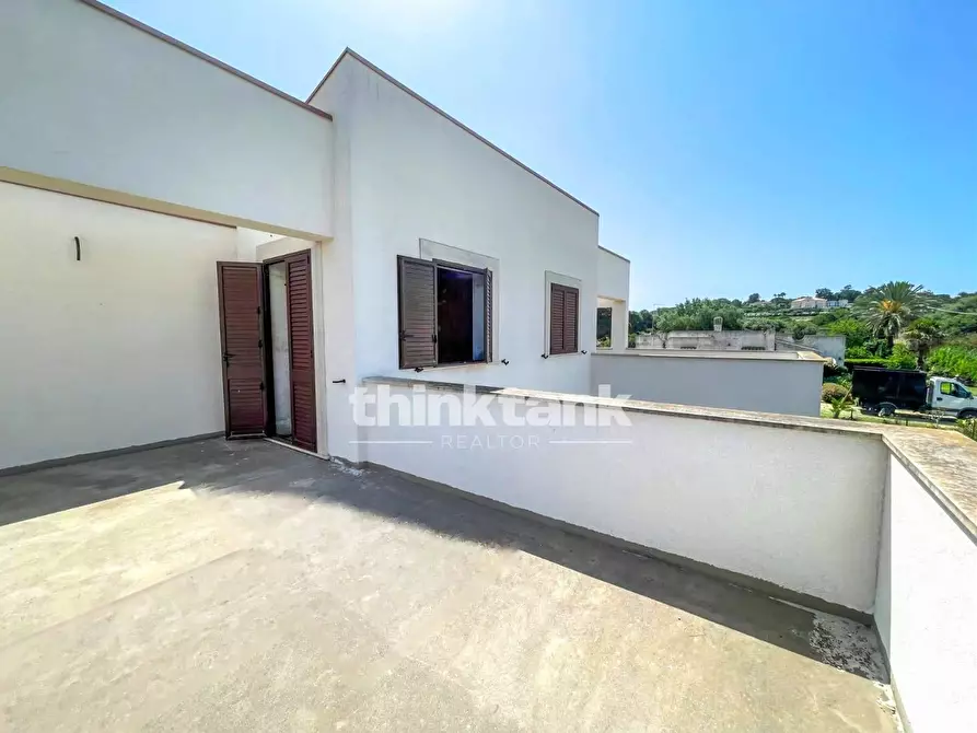 Immagine 13 di Villa in vendita  in Via del Faro Massolivieri a Siracusa