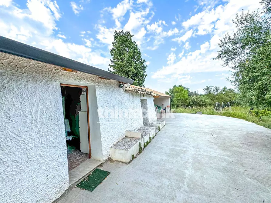 Immagine 2 di Rustico / casale in vendita  in Strada Diego a Siracusa