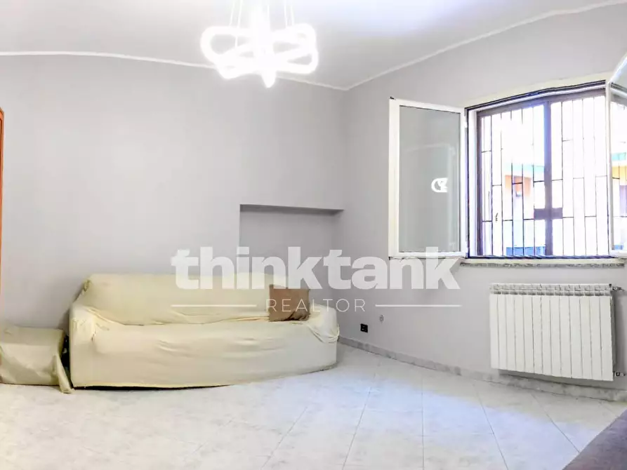 Immagine 10 di Villa in vendita  in Viale della Regione a Gravina Di Catania