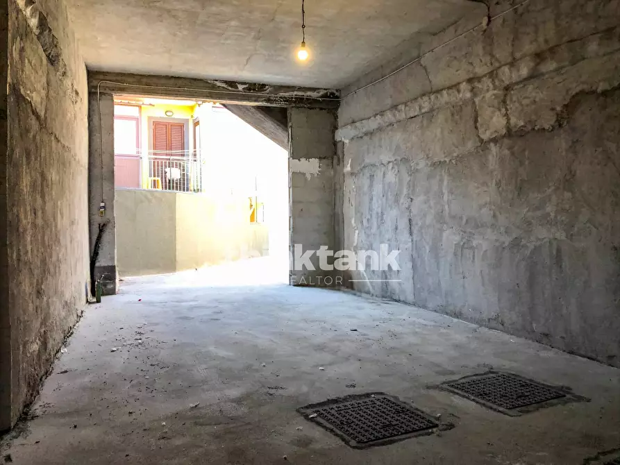 Immagine 35 di Villa in vendita  in Viale della Regione a Gravina Di Catania