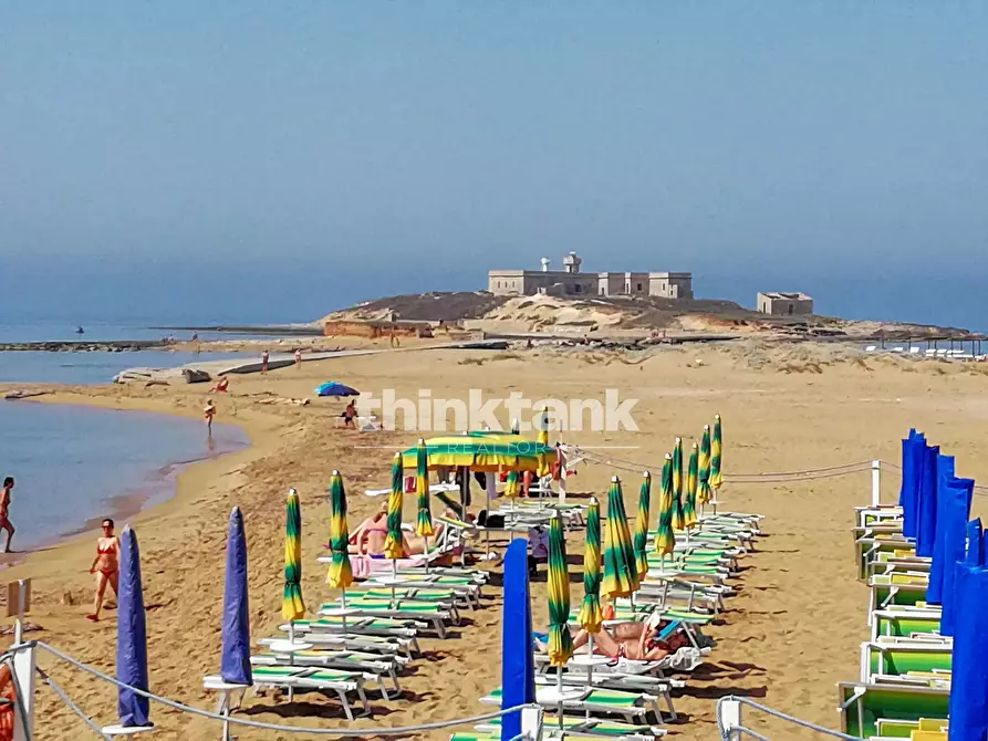 Immagine 6 di Locale commerciale in vendita  in Isola delle Correnti a Buccheri