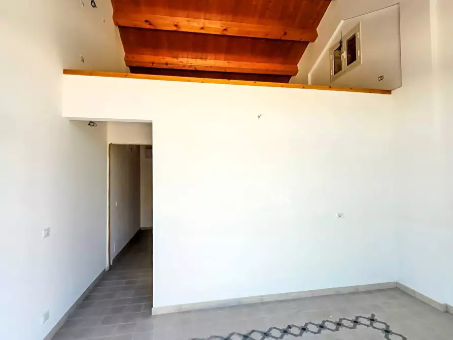 Immagine 18 di Locale commerciale in vendita  in Isola delle Correnti a Buccheri