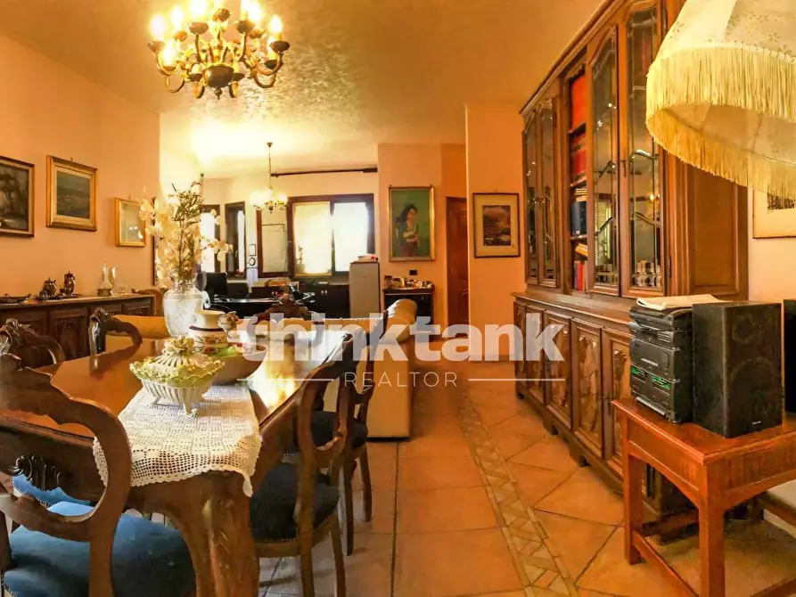 Immagine 14 di Villa in vendita  in Via Domenico Scarlatti a Camporotondo Etneo