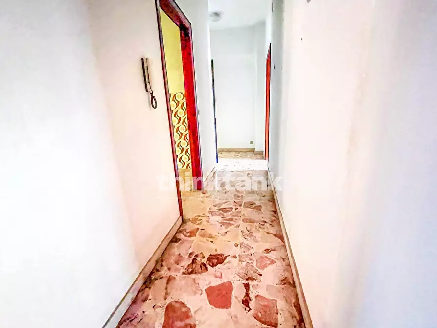 Immagine 14 di Appartamento in vendita  in Via Livorno a Aci Castello