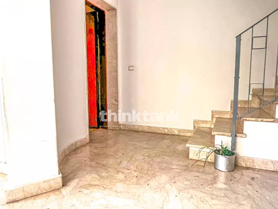 Immagine 21 di Appartamento in vendita  in Via Livorno a Aci Castello