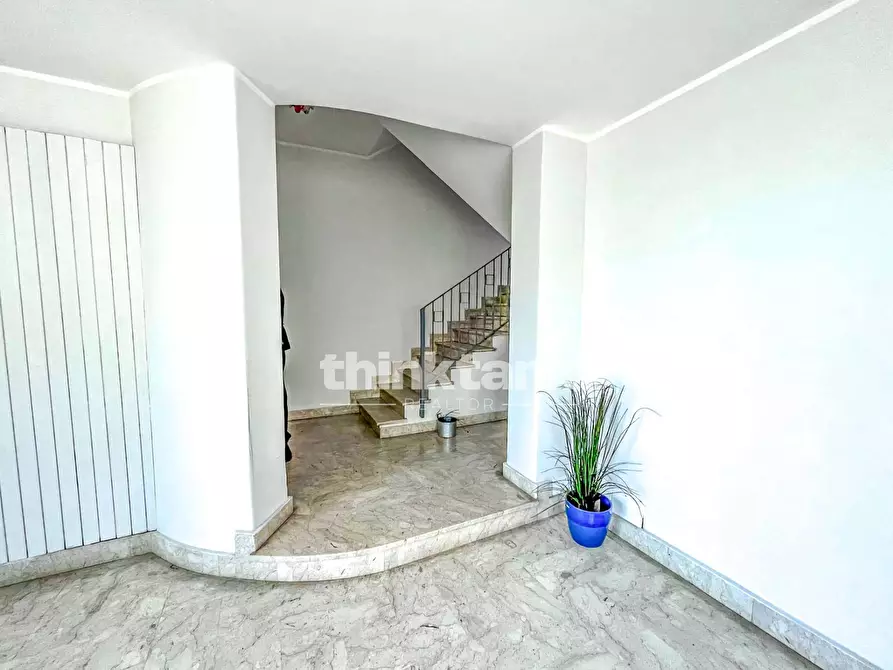 Immagine 5 di Appartamento in vendita  in Via Livorno a Aci Castello