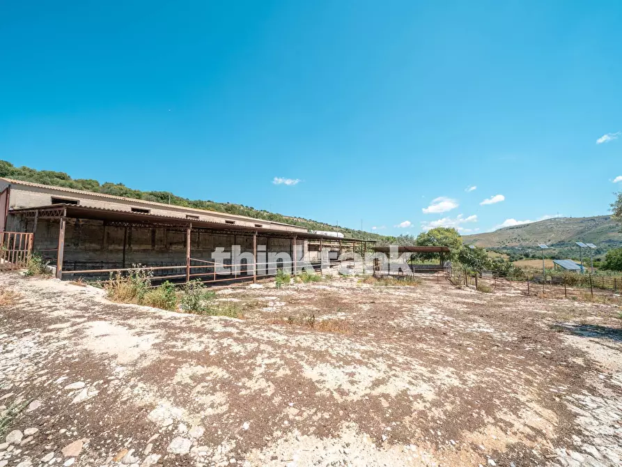 Immagine 47 di Rustico / casale in vendita  in Strada Statale 194 a Ragusa