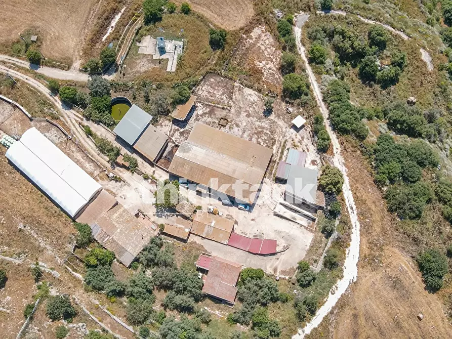 Immagine 3 di Rustico / casale in vendita  in Strada Statale 194 a Ragusa