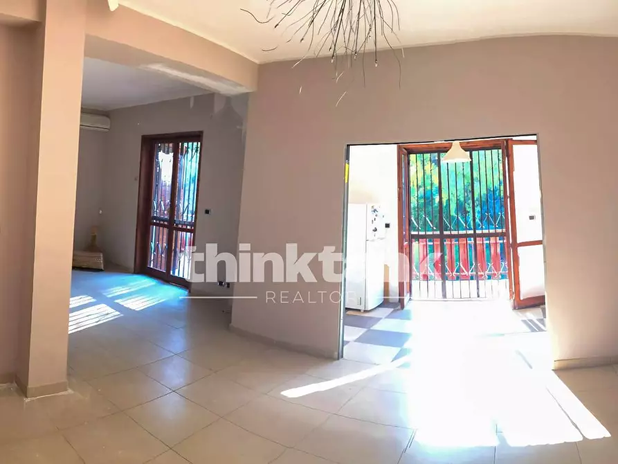 Immagine 7 di Appartamento in vendita  in Via Livorno a Aci Castello