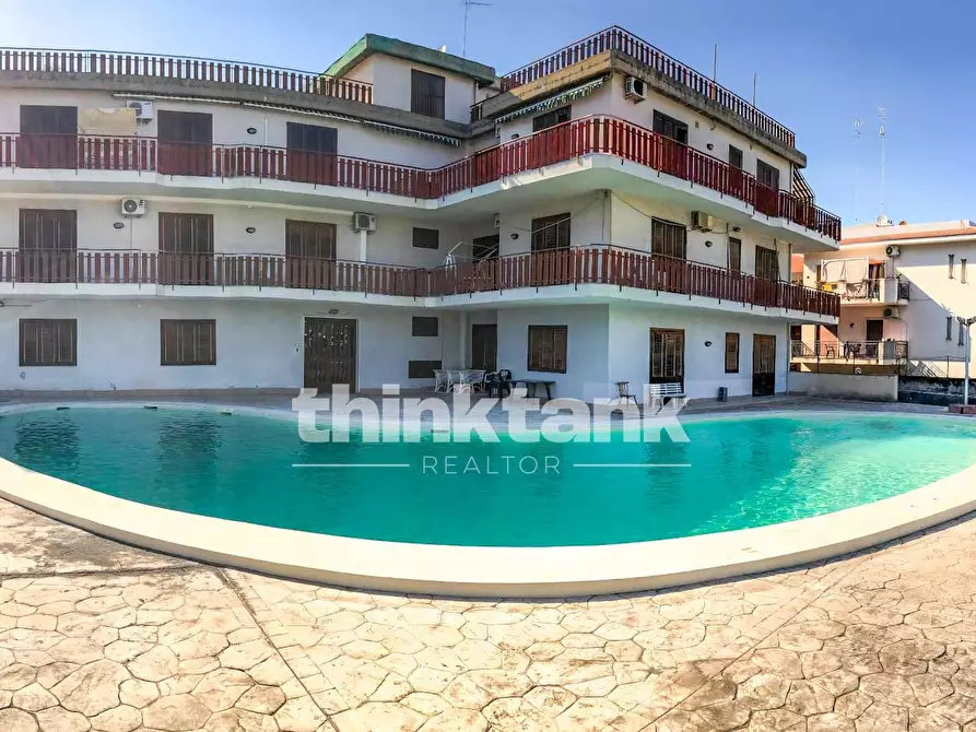 Immagine 3 di Appartamento in vendita  in Via Livorno a Aci Castello