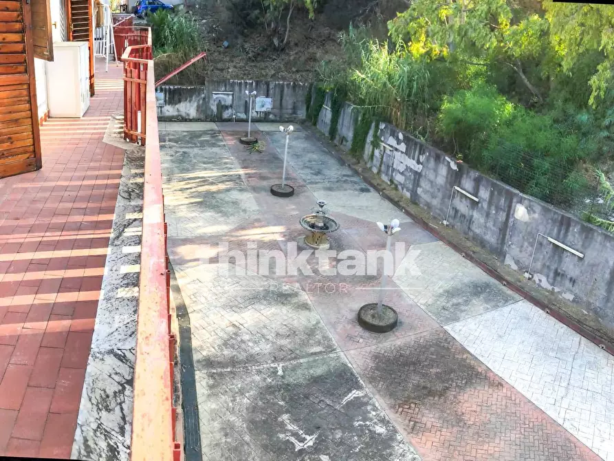 Immagine 13 di Appartamento in vendita  in Via Livorno a Aci Castello