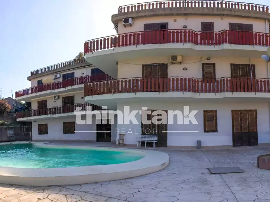 Immagine 5 di Appartamento in vendita  in Via Livorno a Aci Castello