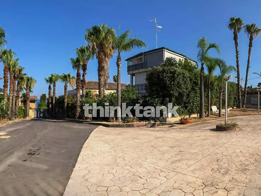 Immagine 20 di Appartamento in vendita  in Via Livorno a Aci Castello