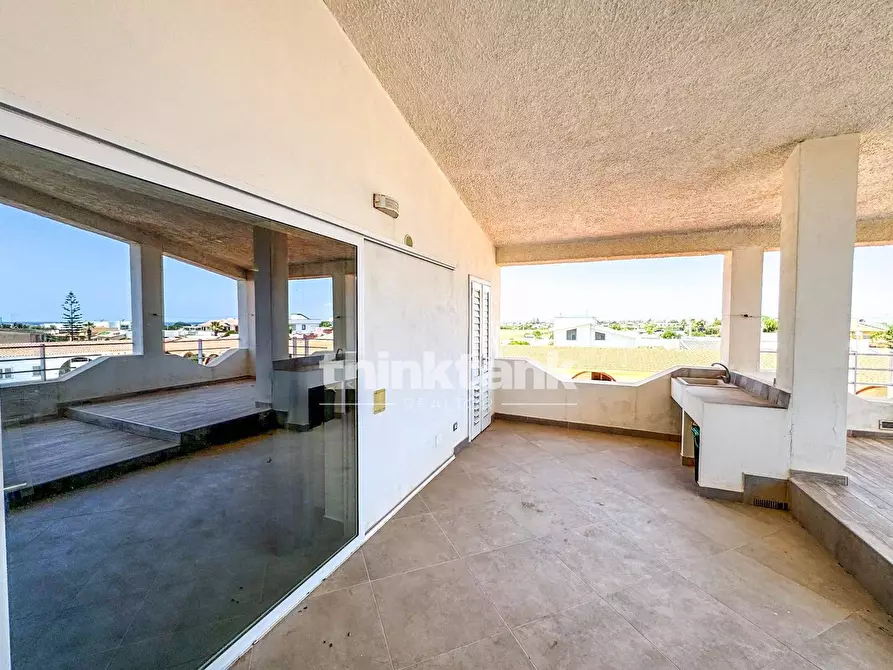 Immagine 2 di Appartamento in vendita  in Via Bove Marino a Noto