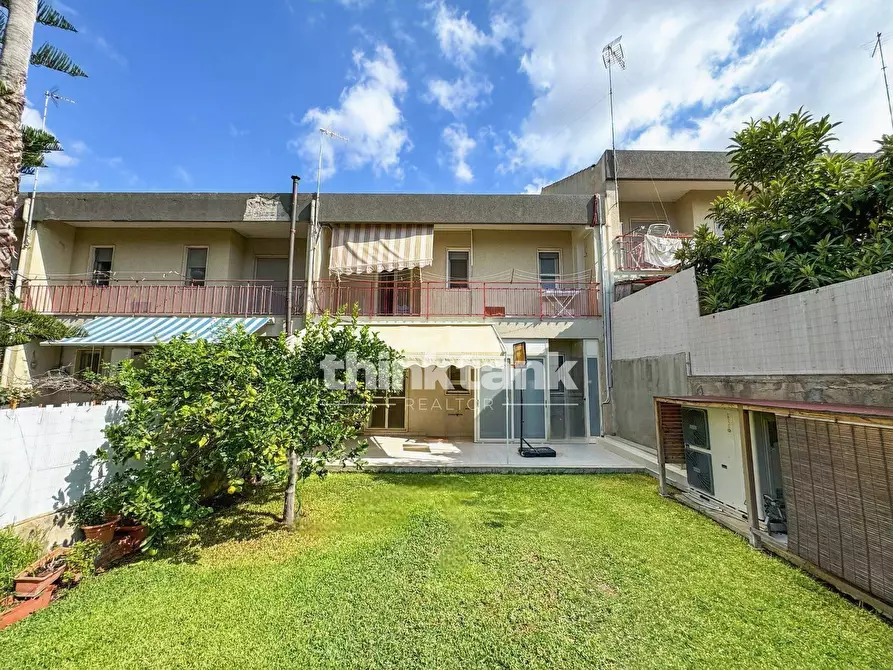 Immagine 4 di Villetta a schiera in vendita  in via Maria Montessori a Noto