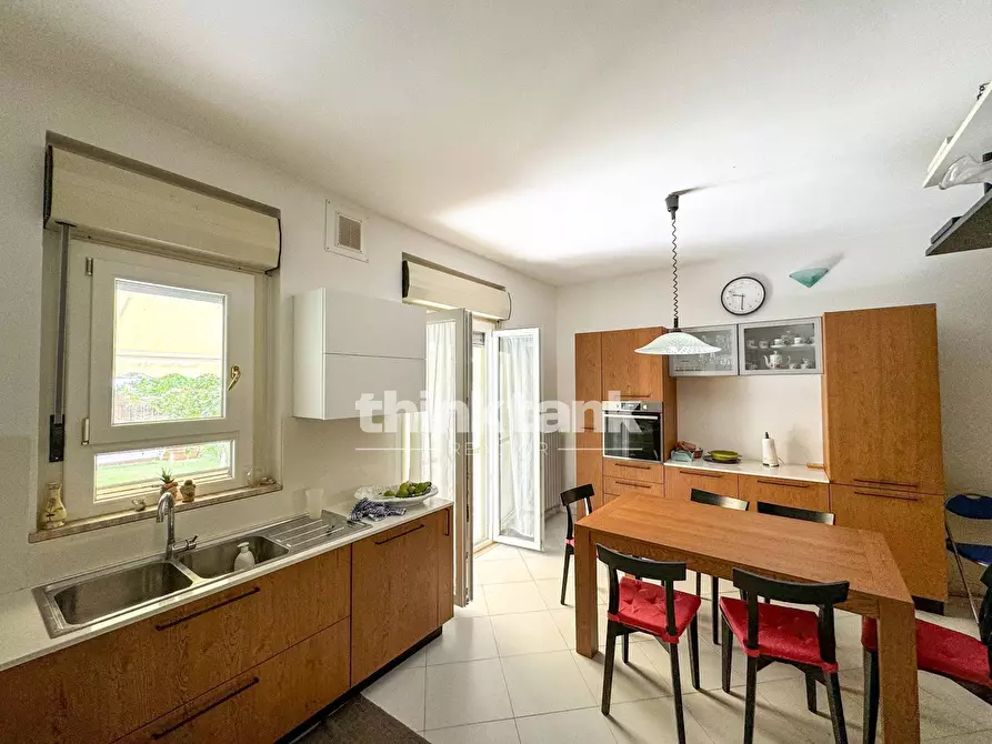 Immagine 11 di Villetta a schiera in vendita  in via Maria Montessori a Noto