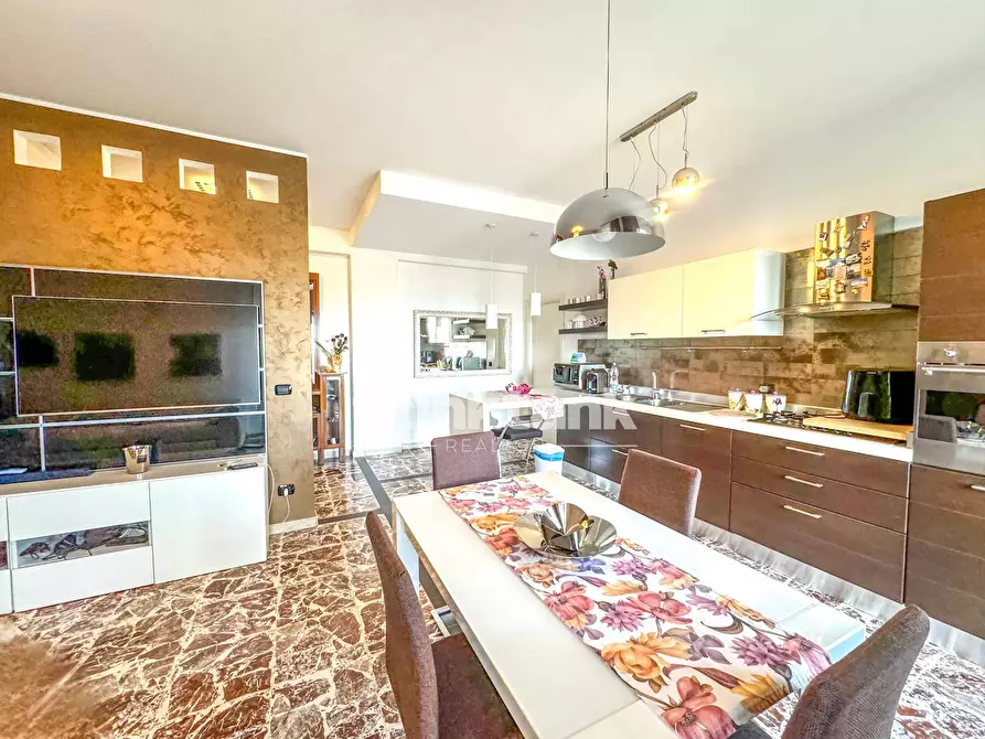 Immagine 8 di Appartamento in vendita  in viale teracati a Siracusa