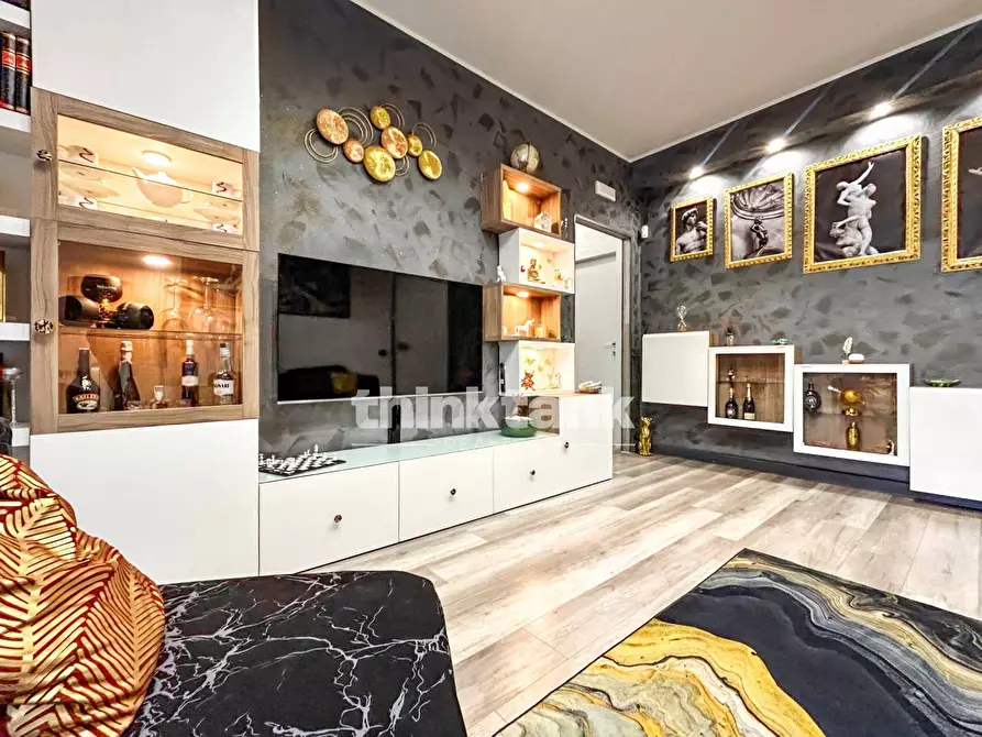 Immagine 1 di Appartamento in vendita  in Via Etnea a Gravina Di Catania