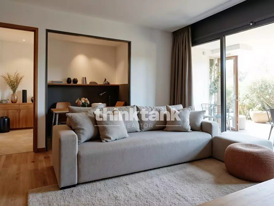 Immagine 9 di Villa in vendita  in via Cristaudo a Aci Sant'antonio