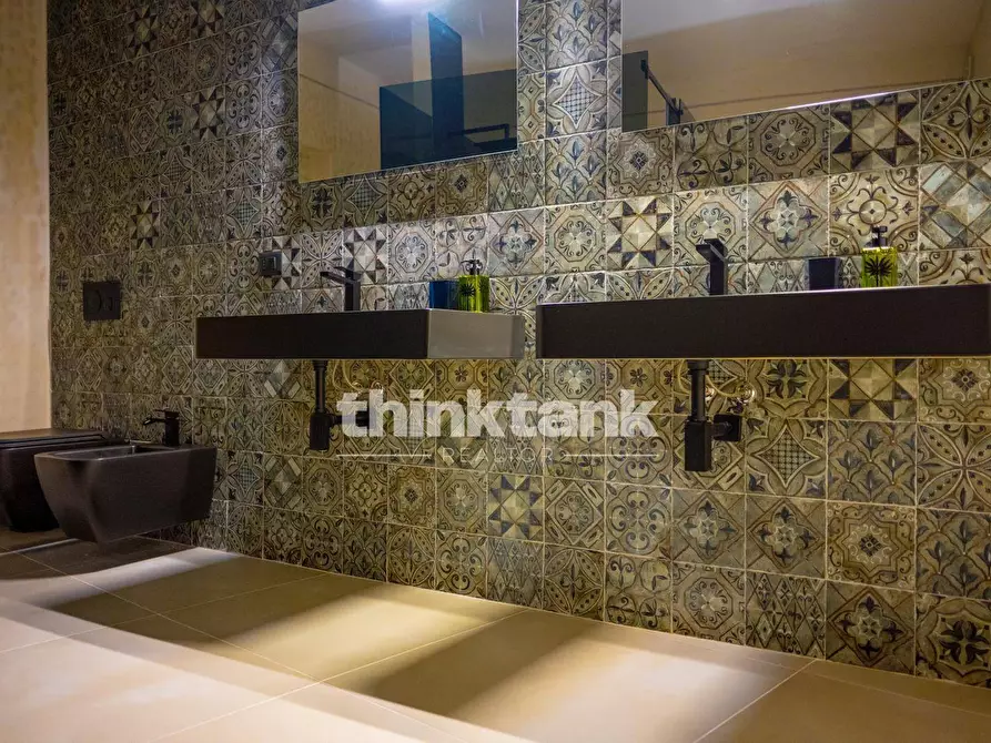 Immagine 38 di Appartamento in vendita  in Via Cavour a Noto