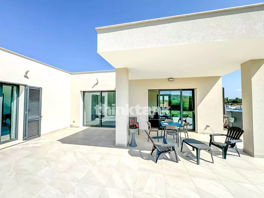 Immagine 5 di Villa in vendita  in Strada Mare Monti a Buccheri