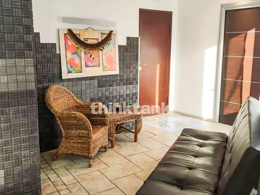 Immagine 1 di Appartamento in vendita  in Via Paladino a Giardini-Naxos