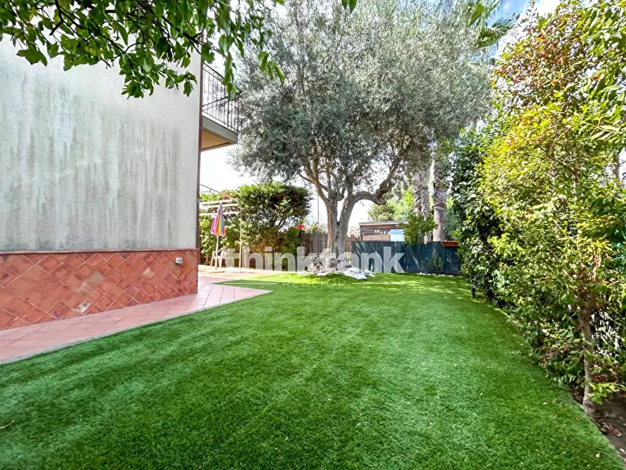 Immagine 40 di Villa in vendita  in Viale Europa a Paterno'