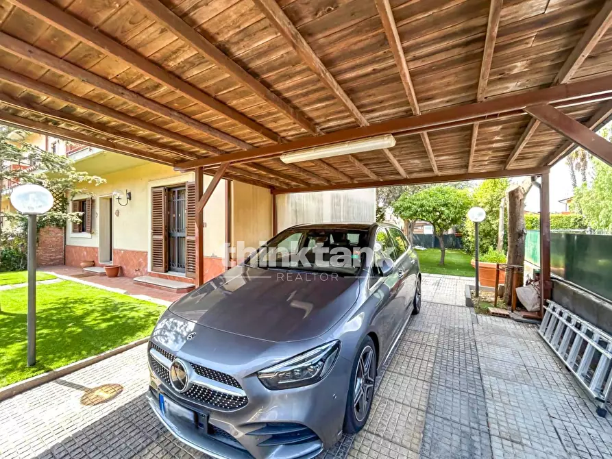 Immagine 37 di Villa in vendita  in Viale Europa a Paterno'