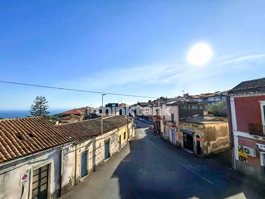 Immagine 2 di Appartamento in vendita  in Via Trieste a Castiglione Di Sicilia