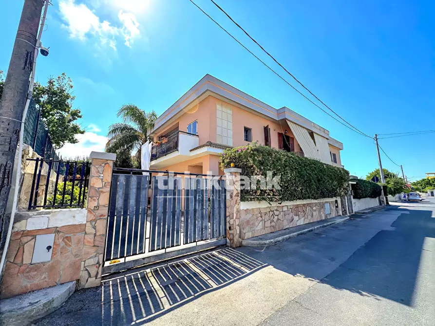 Immagine 2 di Villetta a schiera in vendita  in Via Butera a Siracusa