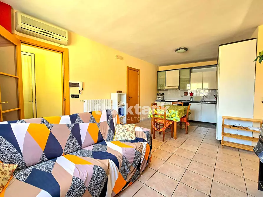 Immagine 5 di Villa in vendita  in via sulsenti a Ragusa