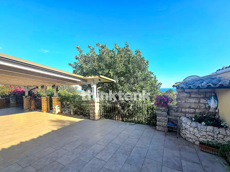 Immagine 25 di Villa in vendita  in Strada provinciale 44 a Ragusa