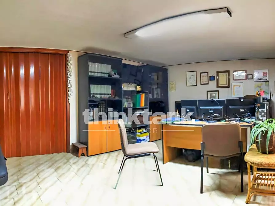 Immagine 17 di Villa in vendita  in Via Galliano a Camporotondo Etneo