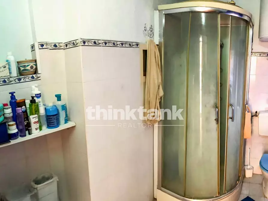 Immagine 21 di Villa in vendita  in Via Galliano a Camporotondo Etneo