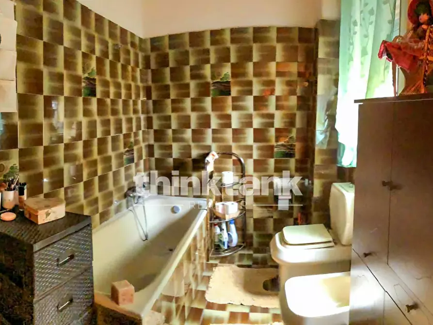 Immagine 19 di Villa in vendita  in Via Galliano a Camporotondo Etneo