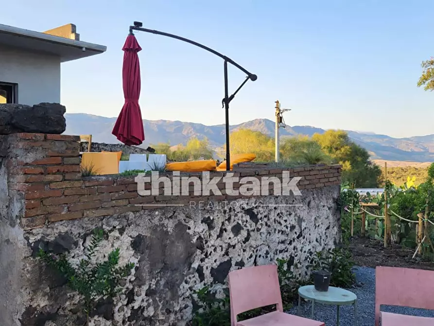 Immagine 3 di Rustico / casale in vendita  in Viale Regina Margherita a Castiglione Di Sicilia